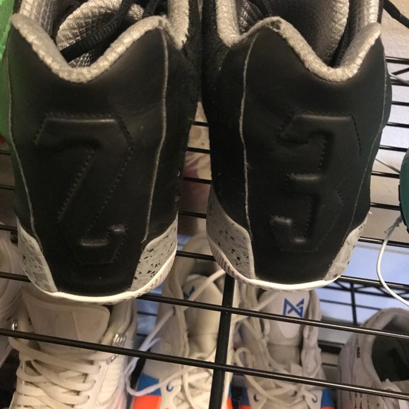 Jordan 28 - Picture 5 of 5